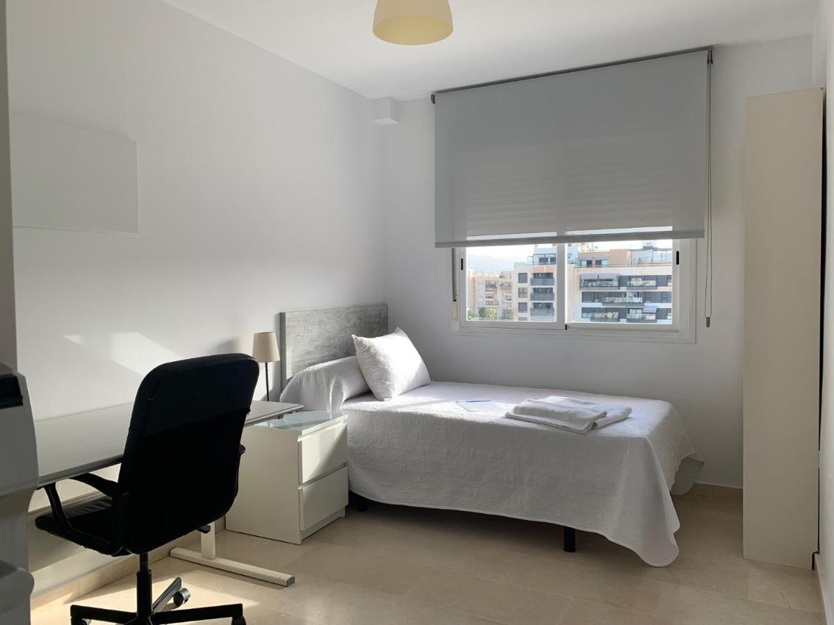 Hostel Residencia Alfil Малага Екстер'єр фото