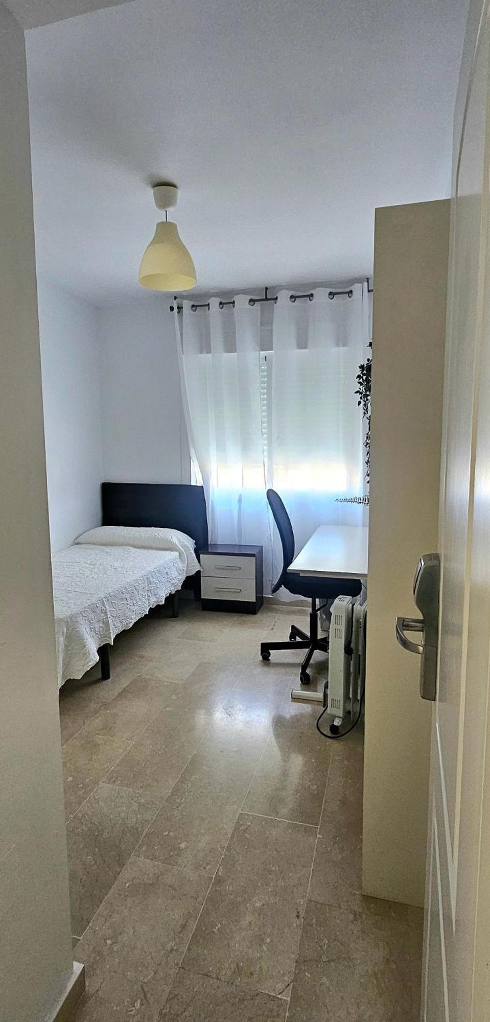 Hostel Residencia Alfil Малага Екстер'єр фото